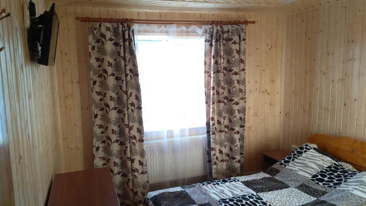 Базилік Hotel Yaremche Exterior foto