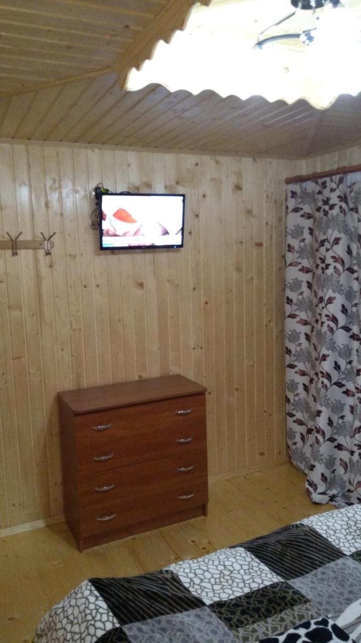 Базилік Hotel Yaremche Exterior foto